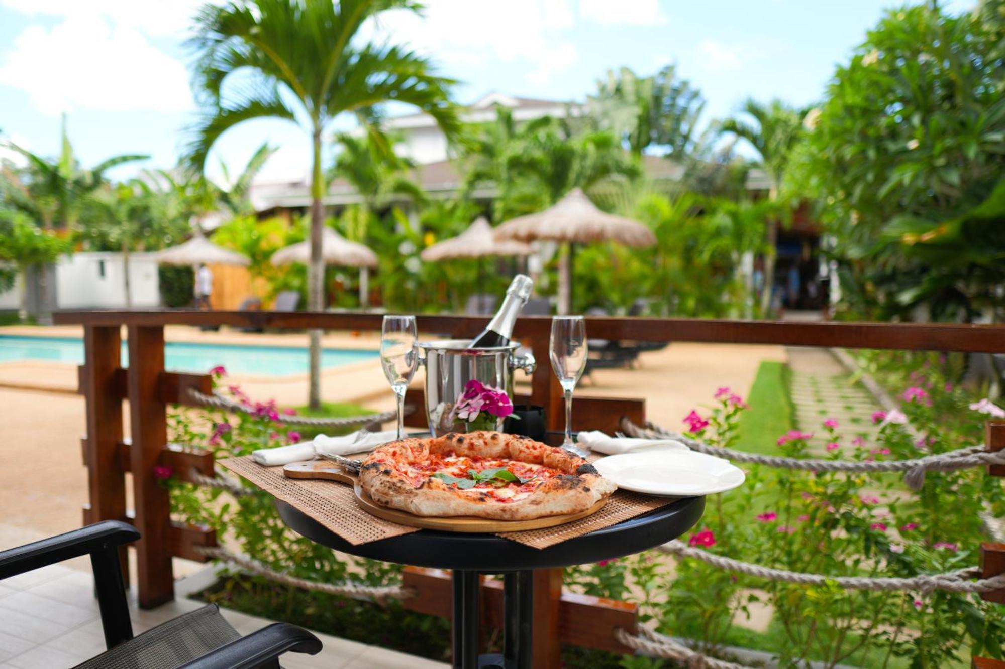 Dolce Amore Resort (Adults Only) Siquijor Exterior photo